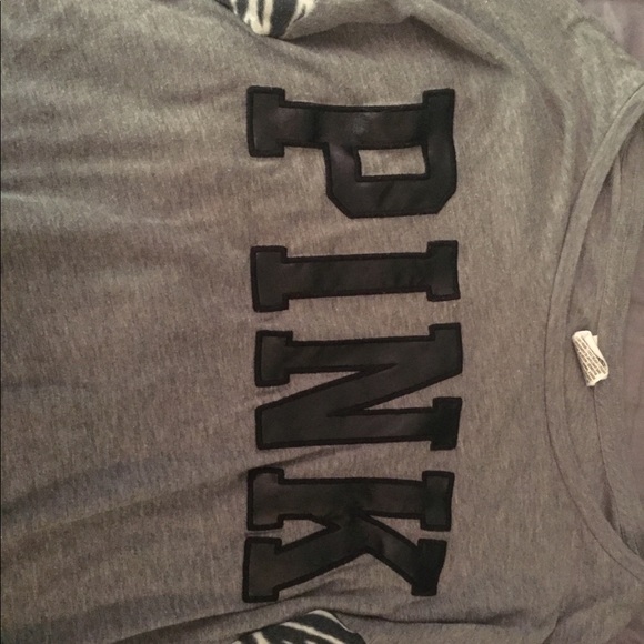 Victoria's Secret PINK long sleeve - Picture 2 of 4